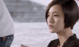 女星互撕娱乐圈吃瓜,女星互撕大战，吃瓜群众围观